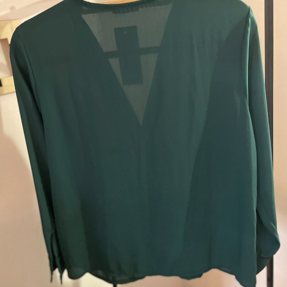 NWT Boohoo green & black blouse SIZE 12 - Picture 5 of 7